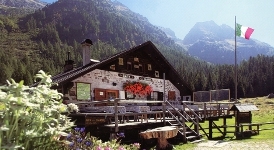 Collezione di cimeli del Rifugio Cauriol Collezione di cimeli del Rifugio Cauriol