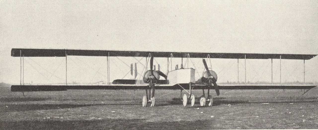 Vista del Bombardiere biposto Ca 31. 1914 [Achivio fotografico Gianni Caproni, Museo dell'Aereonautica (Trento)]